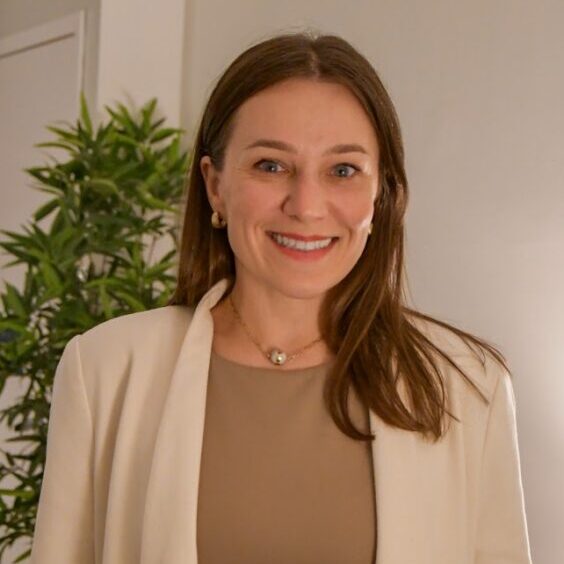 Oksana Zhurbich Therapist - Dr. Goldberg & Associates