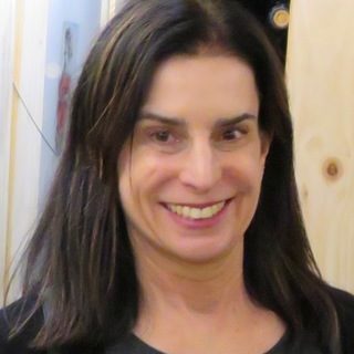 woman smiling profile photo